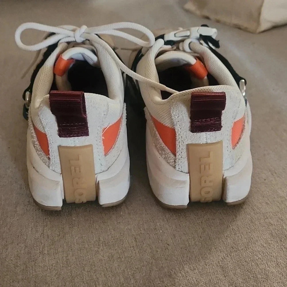 Sorel Tennis Shoes Sneakers - Picture 6 of 7